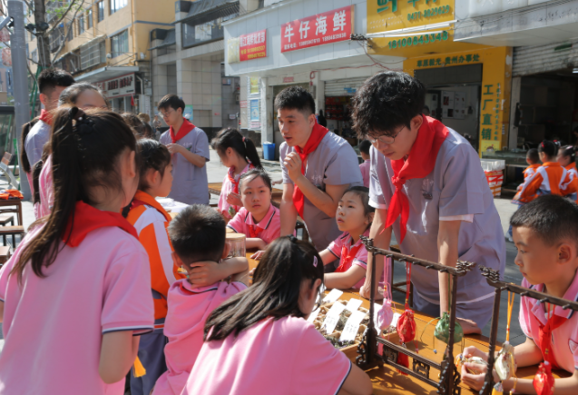 回归温情本质为孩子的健康成长营造更理性更优质的教育环境